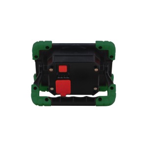 Widok z tyłu lampy roboczej LED z powerbankiem, czarno-pomarańczowa z zielonymi osłonami krawędzi.