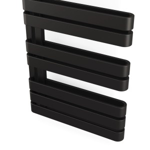 Czarny grzejnik t.b.t. do łazienki i salonu