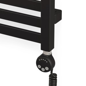 Zbliżenie czarnego grzejnika t.b.t. z elementem sterującym.