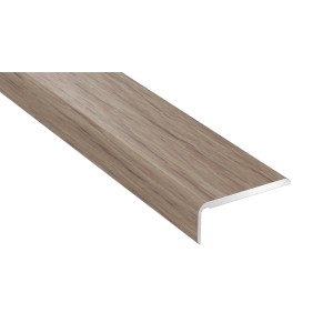 Listwa przypodłogowa t.b.t. w kolorze beżowo-brązowym, imitująca drewno.
