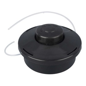 Zbliżenie czarnej głowicy żyłkowej do kosy spalinowej.