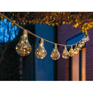 Dekoracyjny solarny łańcuch świetlny z żarówkami i kwiatami do ogrodu.