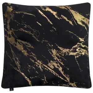 Dekoracyjna poduszka t.b.t. z abstrakcyjnym złotym wzorem na czarnym tle.