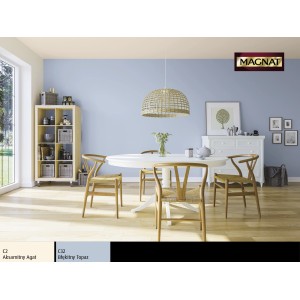 Jadalnia w odcieniach błękitu z farbą do ścian Magnat. Jasna, przyjazna atmosfera.