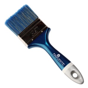 Niebieski pędzel płaski z plastikową rączką, odpowiedni do prac lakierniczych.