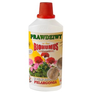 Butelka nawozu płynnego Biohumus Extra do roślin doniczkowych i balkonowych.