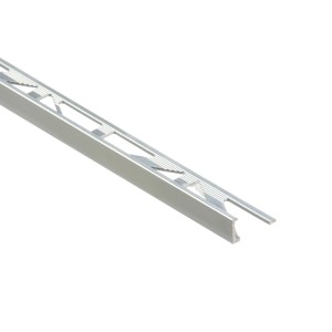 Srebrny profil t.b.t. do płytek, widok szczegółowy.