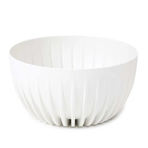 Biała miska na rośliny t.b.t. z żebrowaną powierzchnią do użytku wewnątrz i na zewnątrz.