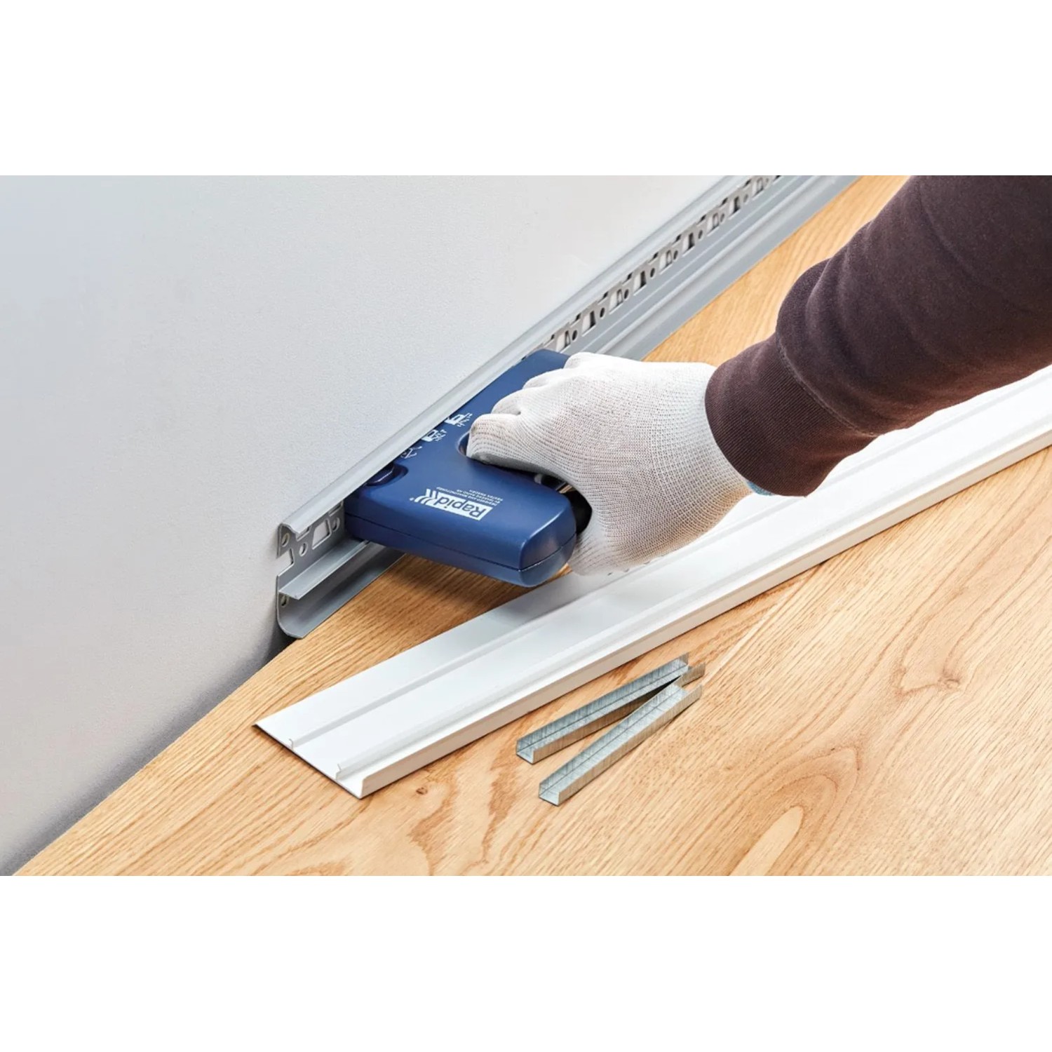 Cezar Listwa przypodłogowa Hi-Line PVC Dąb Sardynia 75x22x2500_9
