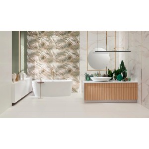 Nowoczesna łazienka z dekoracyjnymi płytkami z motywem liści palmowych.