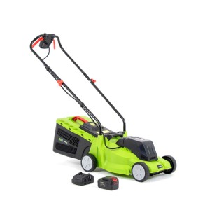 Zielona kosiarka akumulatorowa t.b.t. z akumulatorami i koszem na trawę.