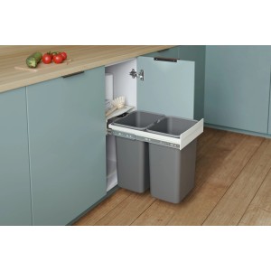 System segregacji odpadów t.b.t. do kuchni z dwoma szarymi wysuwanymi koszami.