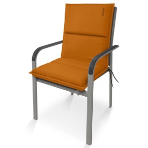 Pomarańczowa poduszka na krzesło ogrodowe t.b.t. dla komfortowego siedzenia na zewnątrz.