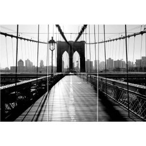 Czarno-biały tryptyk mostu Brooklyńskiego jako dekoracja.