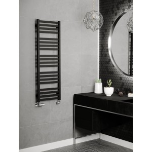 Czarny grzejnik t.b.t. w nowoczesnej łazience.