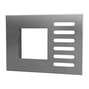 Szara pokrywa kanału t.b.t. z kwadratowym wycięciem i otworami wentylacyjnymi.