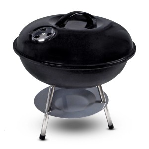 Czarny grill węglowy z pokrywą i trzema nogami.