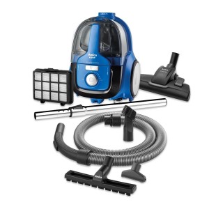 Niebieski odkurzacz Amica z akcesoriami, takimi jak ssawki, filtr i wąż do czyszczenia na sucho i na mokro.