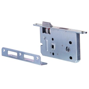 Metalowy zamek do drzwi t.b.t. ze srebrnym wykończeniem i wspornikiem montażowym.