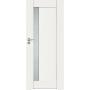 Białe drzwi wewnętrzne t.b.t. z szybą i srebrną klamką.