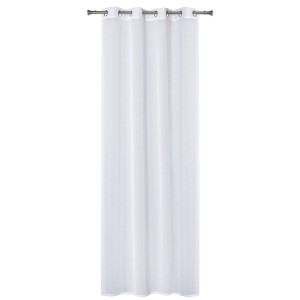 Biała, przezroczysta zasłona t.b.t. z przelotkami do salonu.