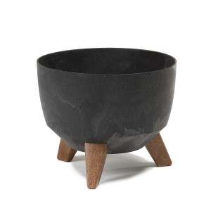 Czarna donica t.b.t. Donice z trzema nóżkami do użytku wewnątrz i na zewnątrz.