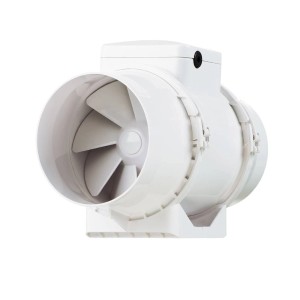 Biały wentylator zewnętrzny t.b.t. do montażu na ścianie.