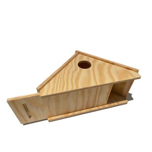 t.b.t. Drewniany karmnik dla ptaków, naturalne wykończenie.