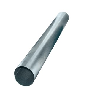 Srebrna metalowa rura do różnych zastosowań w budownictwie i hydraulice.