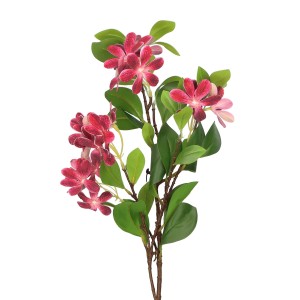 t.b.t. sztuczna roślina z czerwonymi kwiatami i zielonymi liśćmi.