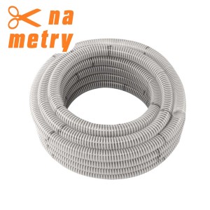 Elastyczny, karbowany wąż ogrodowy, zwinięty.