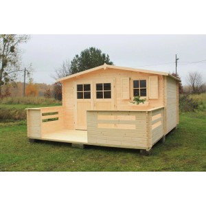 Drewniany domek ogrodowy t.b.t. z werandą. Drewniany dom do ogrodu.