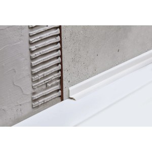 Biały profil t.b.t. do płytek na ścianę i podłogę.