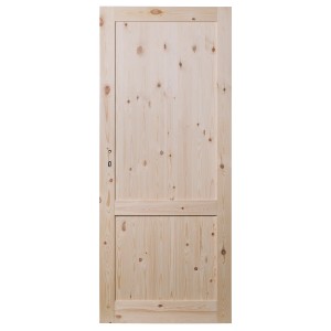 Drzwi wewnętrzne t.b.t. z jasnego drewna, naturalny wygląd.