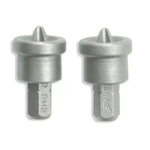 Dwa bity t.b.t. do wkręcania, wykonane z metalu.