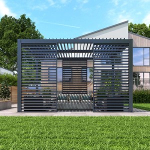 Nowoczesny pawilon t.b.t. z lamelowym dachem i ścianami bocznymi w ogrodzie.