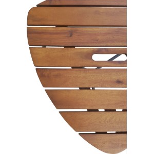 Zbliżenie: Okrągły stół ogrodowy Barlyne, 48 cm, wykonany z drewnianych listew. Idealny na balkon i do ogrodu.