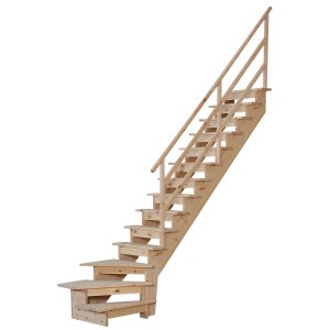 Surowe drewniane schody wewnętrzne z poręczą.