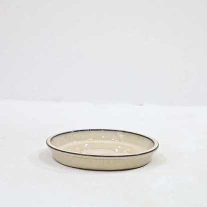 Podstawka ceramiczna szkliwiona krem - 18 cm