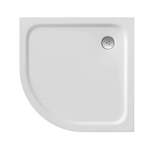 Kwadratowy, biały brodzik z zaokrąglonym rogiem i odpływem.