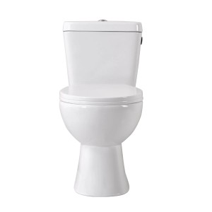 Białe WC kompaktowe, widok z przodu