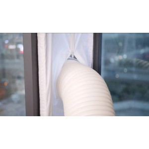 t.b.t. Klimatyzator: Wąż wylotowy z uszczelką okienną w użyciu.