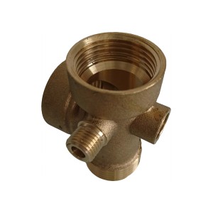 Mosiężna kształtka do pomp i instalacji wodociągowych.