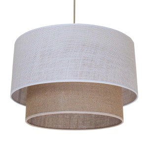Dwupoziomowa lampa wisząca z abażurem z tkaniny w kolorze beżowym i białym.