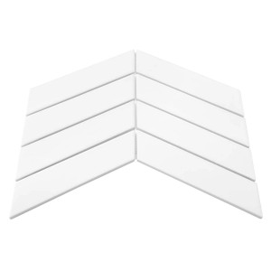 Białe dekory/listwy t.b.t. w kształcie strzałki, odpowiednie do aranżacji ścian.