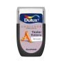 Tester koloru Dulux Pink Accent do farb ściennych. Wałek z szarym uchwytem.