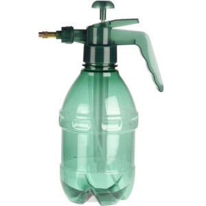 Zielony opryskiwacz do kwiatów do ogrodu i pielęgnacji roślin.