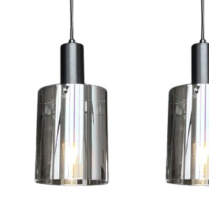 Nowoczesna lampa wisząca z szarym szklanym kloszem, idealna jako lampa wisząca.