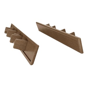 Brązowe elementy mocujące deski tarasowe t.b.t., widok szczegółowy.