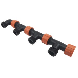 t.b.t. do nawadniania podziemnego, czarna rura z pomarańczowymi złączkami.